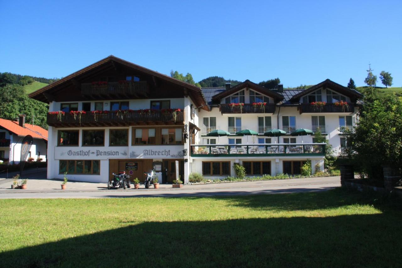 Landhotel Albrecht Missen-Wilhams Exteriör bild